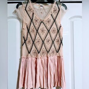 FREE PEOPLE: BLUSH & BEADED SHIRT